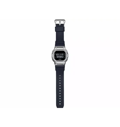 Часы мужские Casio G-Shock GM-5600U-1ER