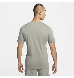 Футболка мужская Nike M Df Tee Trail Logo Grey FQ3914-053