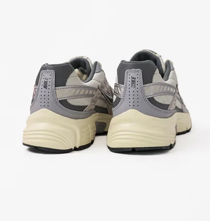 Кроссовки мужские Nike Initiator Grey HQ1179-001