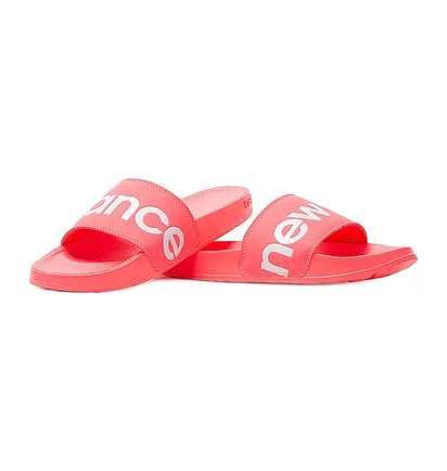 Тапочки жіночі New Balance 200 Red SWF200G1