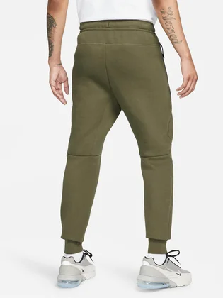 Штаны мужские Nike Sportswear Tech Fleece Joggers Olive FB8002-222