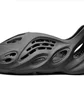 Тапочки мужские Adidas Yeezy Foam Runner Black HP8739