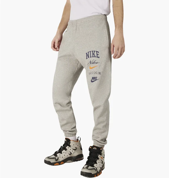 Штаны мужские Nike Nsw Club Fleece Stacked Graphic Pants Grey FN2643-063