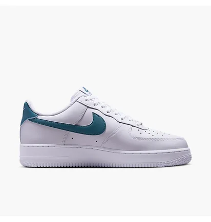 Кроссовки мужские Nike Air Force 1 07 White FJ4146-114