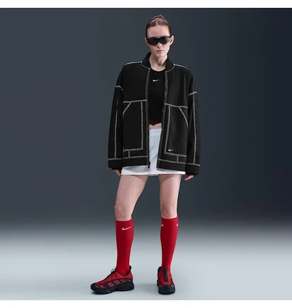 Куртка жіноча Nike Sportswear WomenS Oversized Graphic Cargo Jacket Black/White IB2037-010