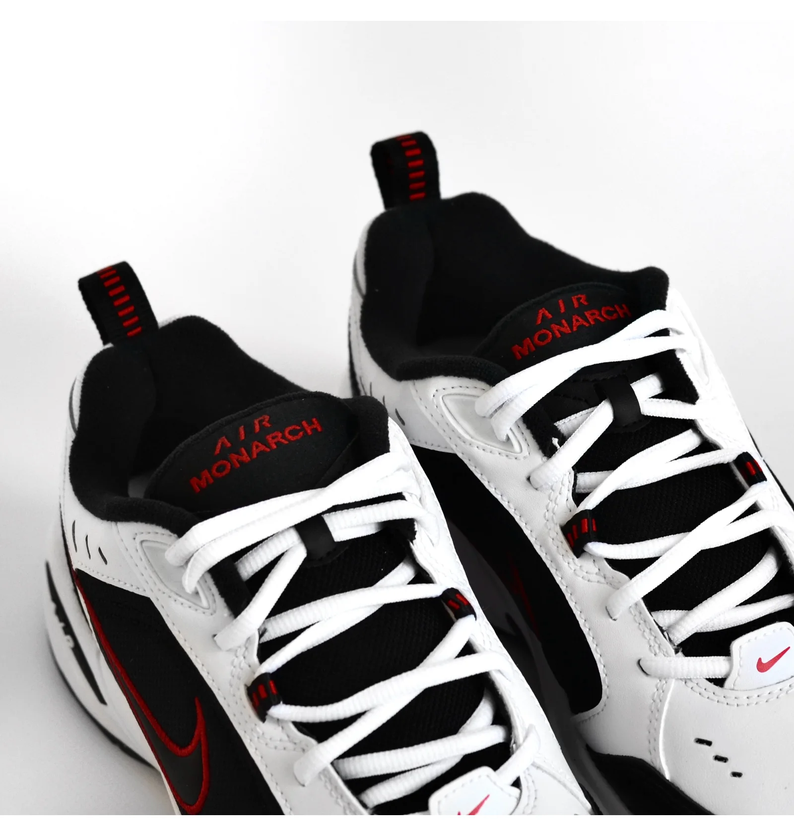 ᐉ Кроссовки мужские Nike Air Monarch Iv White/Black 416355-101