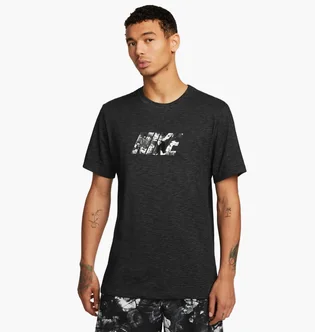 Футболка мужская Nike M Nk Df Tee Slub Fa Gfx Black Dr7532-010