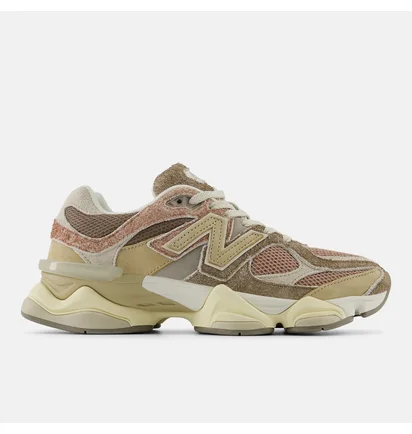 Кроссовки мужские New Balance 9060 Brown/Beige U9060NTB