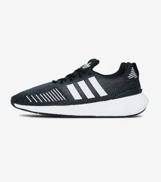 Кросівки жіночі Adidas Swift Run 22 Black Gv7971