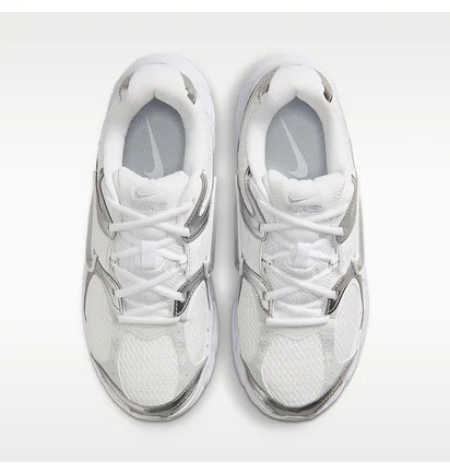 Кроссовки женские Nike V5 Rnr White HQ7901-112