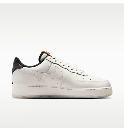 Кросівки чоловічі Nike Air Force 1 07 White IQ0293-030