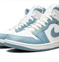 Кроссовки женские Air Jordan Wmns 1 Mid White/Light Blue BQ6472-141