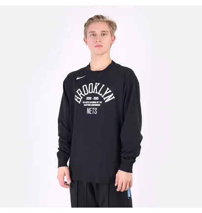 Лонгслів чоловічий Nike Nba Brooklyn Nets Courtside Black DA5887-010