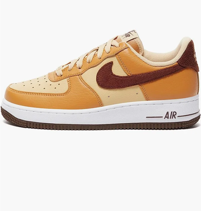 Кросівки жіночі Nike Sportswear Air Force 1 07 Next Nature Orange HQ3905-200
