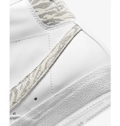 Кроссовки женские Nike Blazer Mid 77 Se White DH9633-101