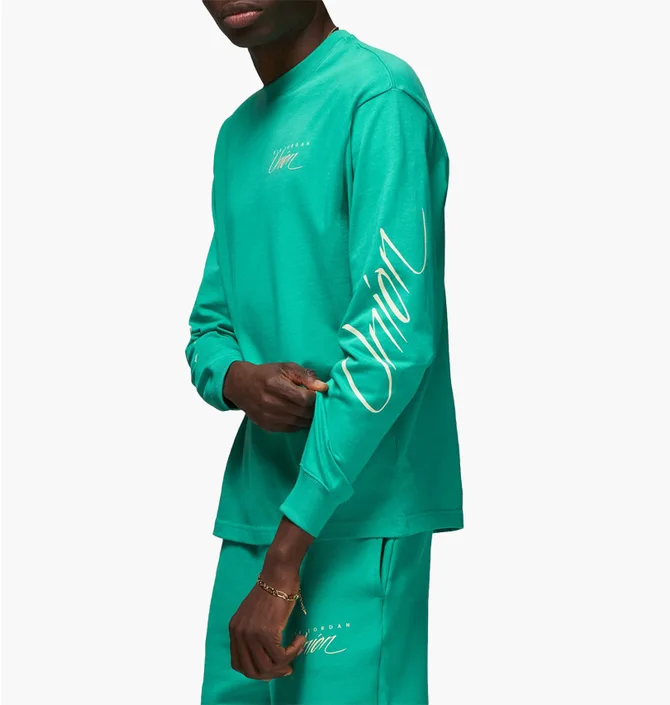 Лонгслив мужской Air Jordan Long Sleeve T-Shirt X Union La Green DV7341-370