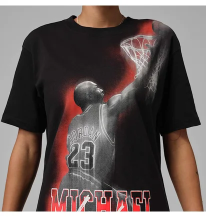 Футболка жіноча Air Jordan Spt Df Ss Gfx Tee Htg Black IO8722-010