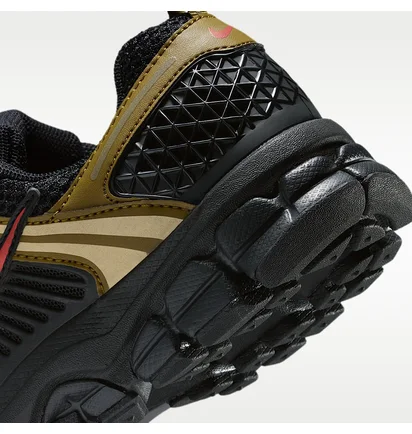 Кросівки дитячі Nike Air Zoom Vomero 5 Gs Brown HF6998-013