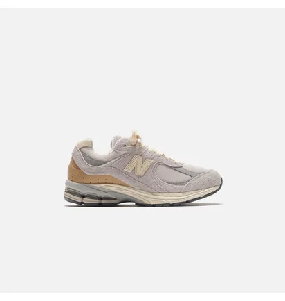 Кроссовки мужские New Balance 2002R Grey M2002RSA