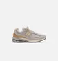 Кроссовки мужские New Balance 2002R Grey M2002RSA