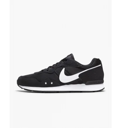 Кросівки чоловічі Nike Venture Runner Black CK2944-002
