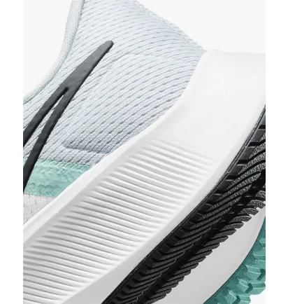 Кросівки жіночі Nike Air Zoom Pegasus 38 White CW7358-102