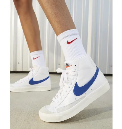Кроссовки женские Nike Blazer Mid 77 WomenS Shoes White CZ1055-124