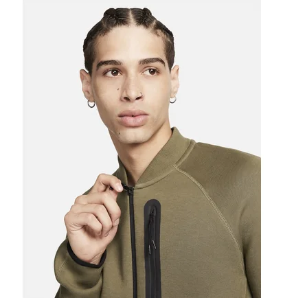 Куртка чоловіча Nike Sportswear Tech Fleece Bomber Jacket Olive FB8008-222