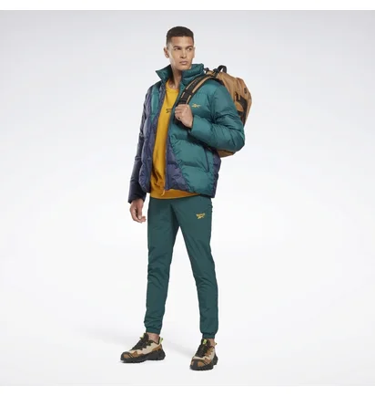 Куртка унисекс Reebok Outerwear Urban Green/Blue Hi0920