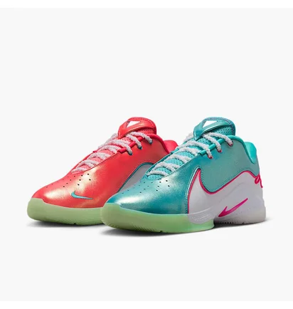 Кроссовки унисекс Nike Lebron 22 Christmas Pack Orange/Turquoise HV5148-600