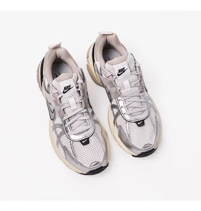 Кросівки жіночі Nike Runtekk Grey FD0736-100