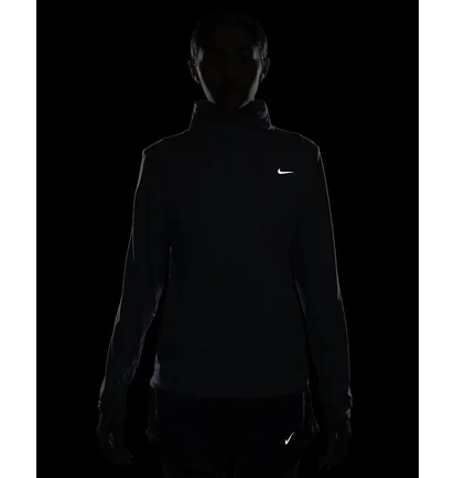 Кофта жіноча Nike Swift Element Uv Protection 1/4-Zip Running Top Light Blue FB4316-440