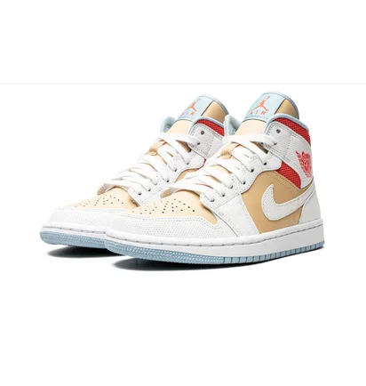 Кроссовки женские Air Jordan Wmns 1 Mid Se White/Beige CZ0774-200