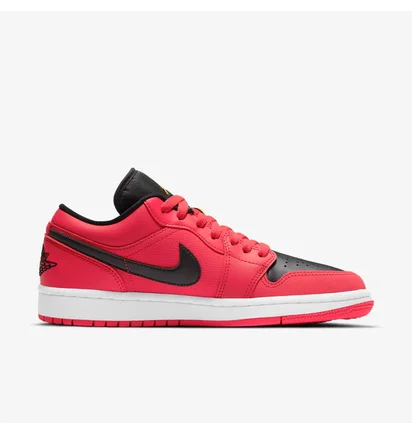 Кросівки жіночі Air Jordan 1 Wmns Low Siren Red DC0774-600