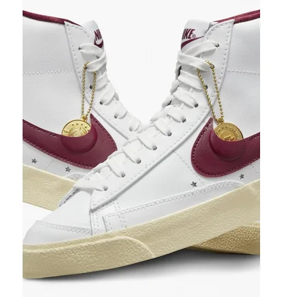 Кросівки жіночі Nike Wmns Blazer Mid `77 Se Hang Tag Holster White Dv7003-100
