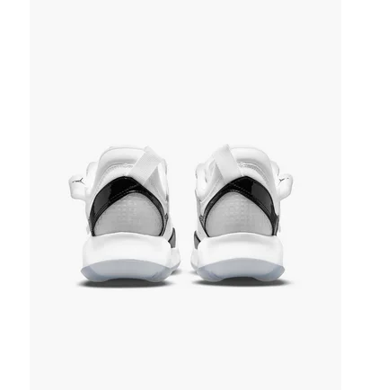 Кросівки чоловічі Air Jordan Ma2 White/Black CV8122-105