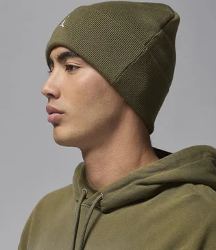 Шапка унисекс Air Jordan Peak Essential Beanie Olive FN4672-222