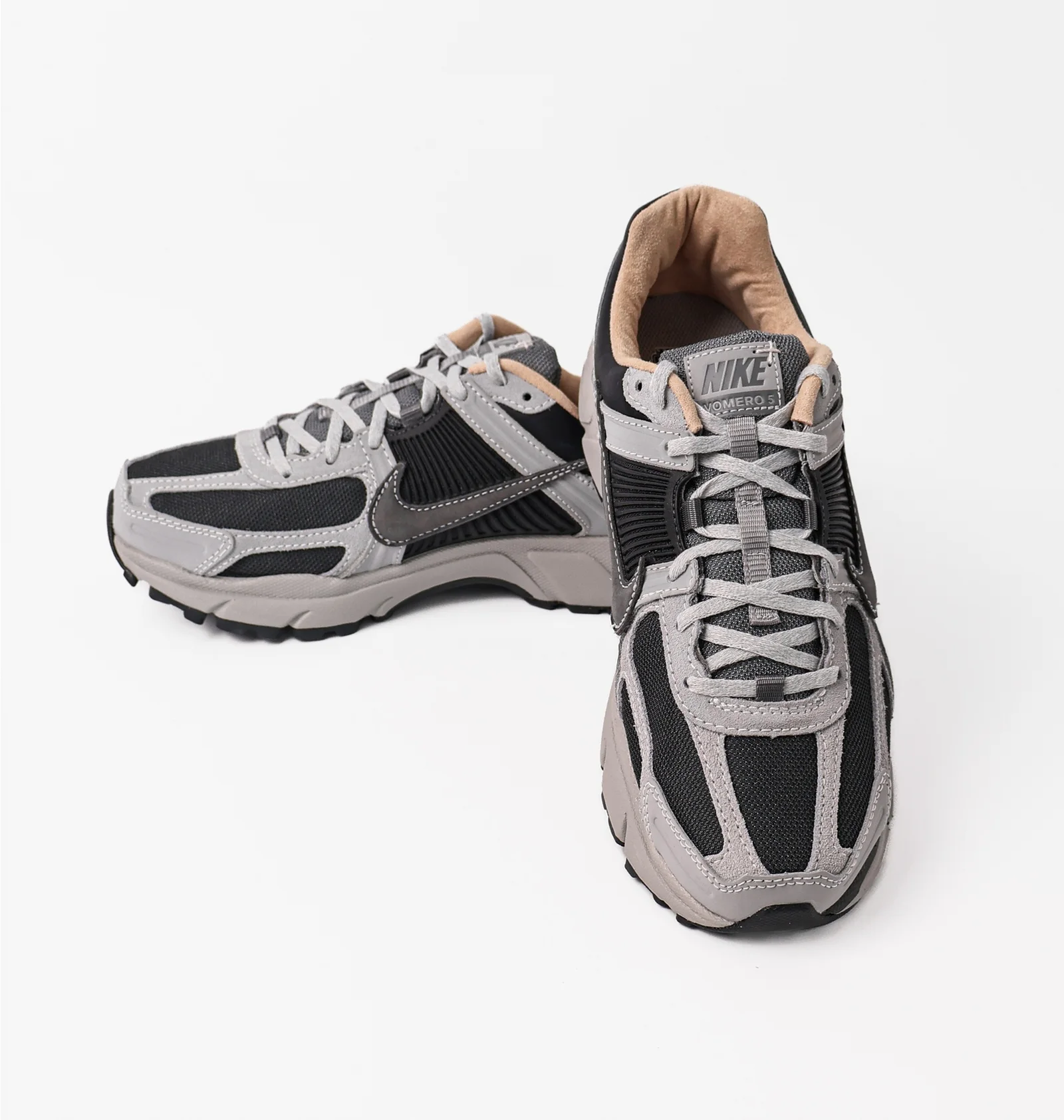 ᐉ Кросівки чоловічі Nike Zoom Vomero 5 Black/White HV5982-001