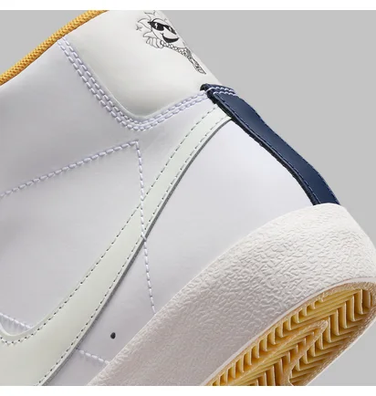 Кросівки дитячі Nike Blazer Mid 77 B Gs White FN6966-100