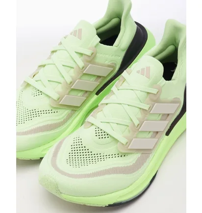 Кросівки унісекс Adidas Performance Ultraboost Light Green IE3333