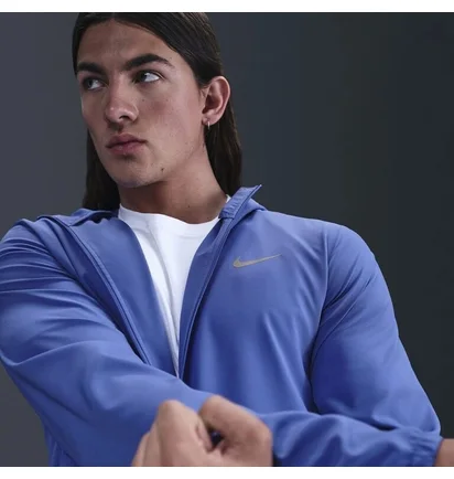 Ветровка мужская Nike Dri-Fit Blue FB7482-411