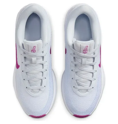 Кросівки унісекс Nike G.T. Hustle Academy White FJ7791-004