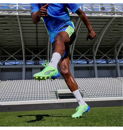 Бутси чоловічі Puma Ultra 5 Ultimate Firm Ground Soccer Cleats Green 107683-03
