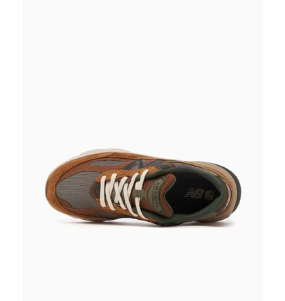 Кроссовки унисекс New Balance X Carhartt Wip M990V6 Ch6 Made In Usa Brown/Grey M990CH6