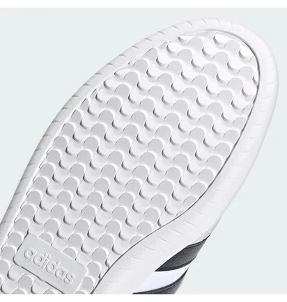 Кросівки чоловічі Adidas Barreda White JI2306
