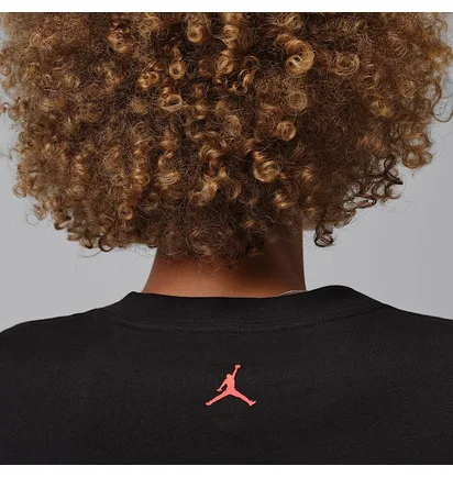 Футболка жіноча Air Jordan Spt Df Ss Gfx Tee Htg Black IO8722-010