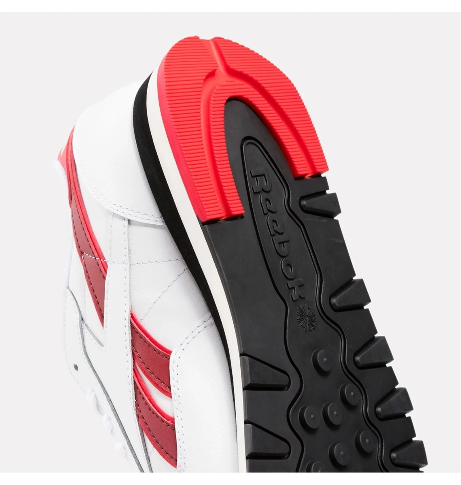 ᐉ Кроссовки унисекс Reebok Classic Leather Sneakers White