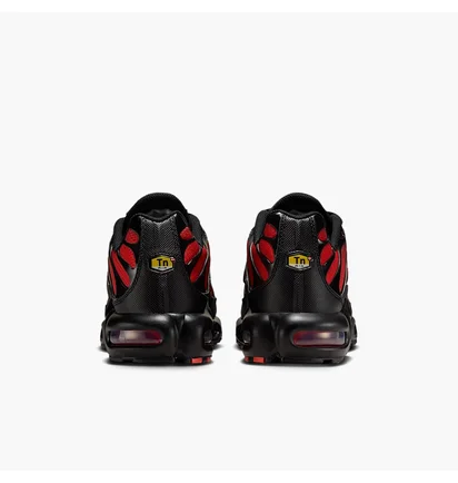 Кроссовки мужские Nike Air Max Plus Black/Red DM0032-021