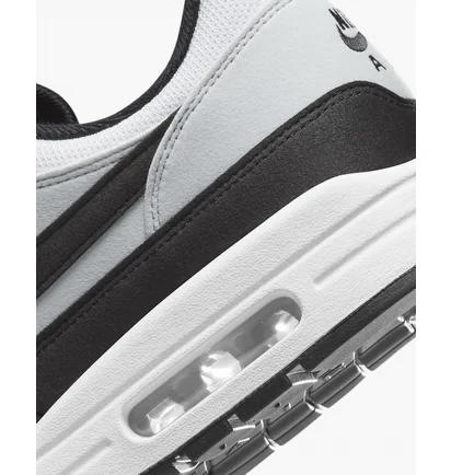 Кросівки чоловічі Nike Air Max 1 Shoes Grey/Black FD9082-107