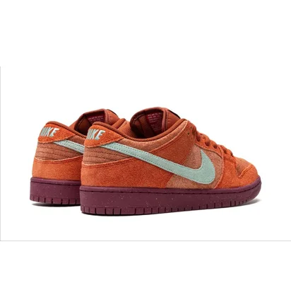 Кросівки унісекс Nike Sb Dunk Low Pro Prm Red DV5429-601